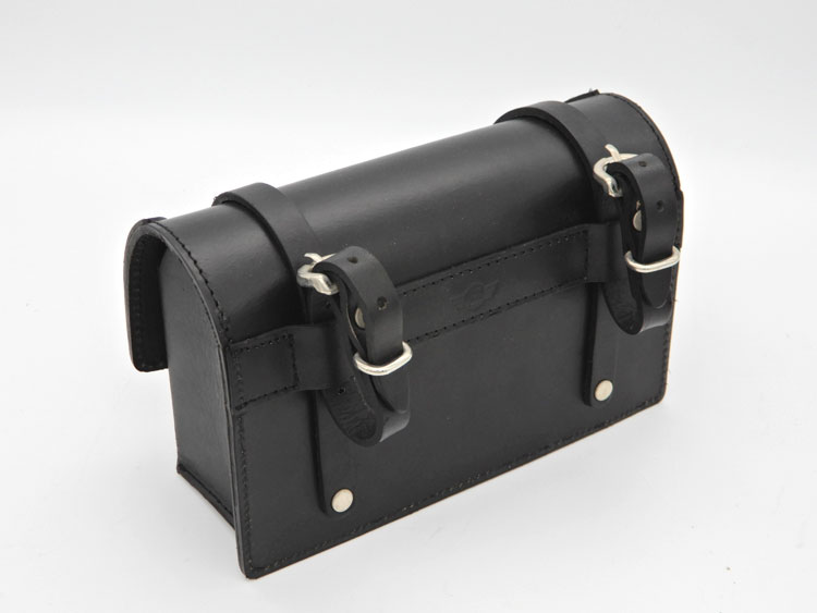 BD-1 Leather Saddlebag