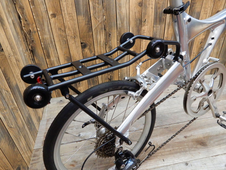 Birdy Air�ւ̎�t��