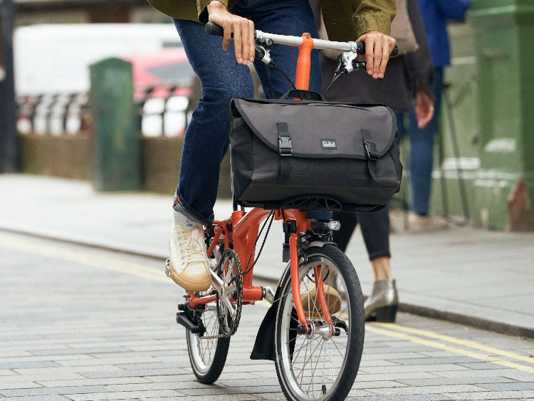 BROMPTON Metro Messenger Bag